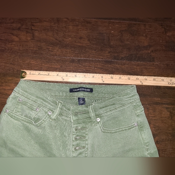 Calvin Klein Jeans Button Fly Cropped Olive Denim - Picture 6 of 10